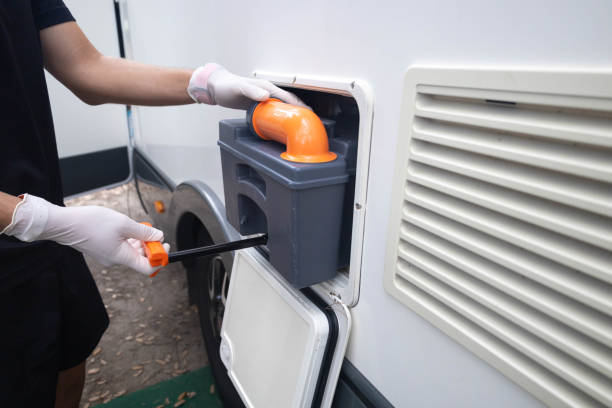 Porta potty delivery and setup in Sumner, WA